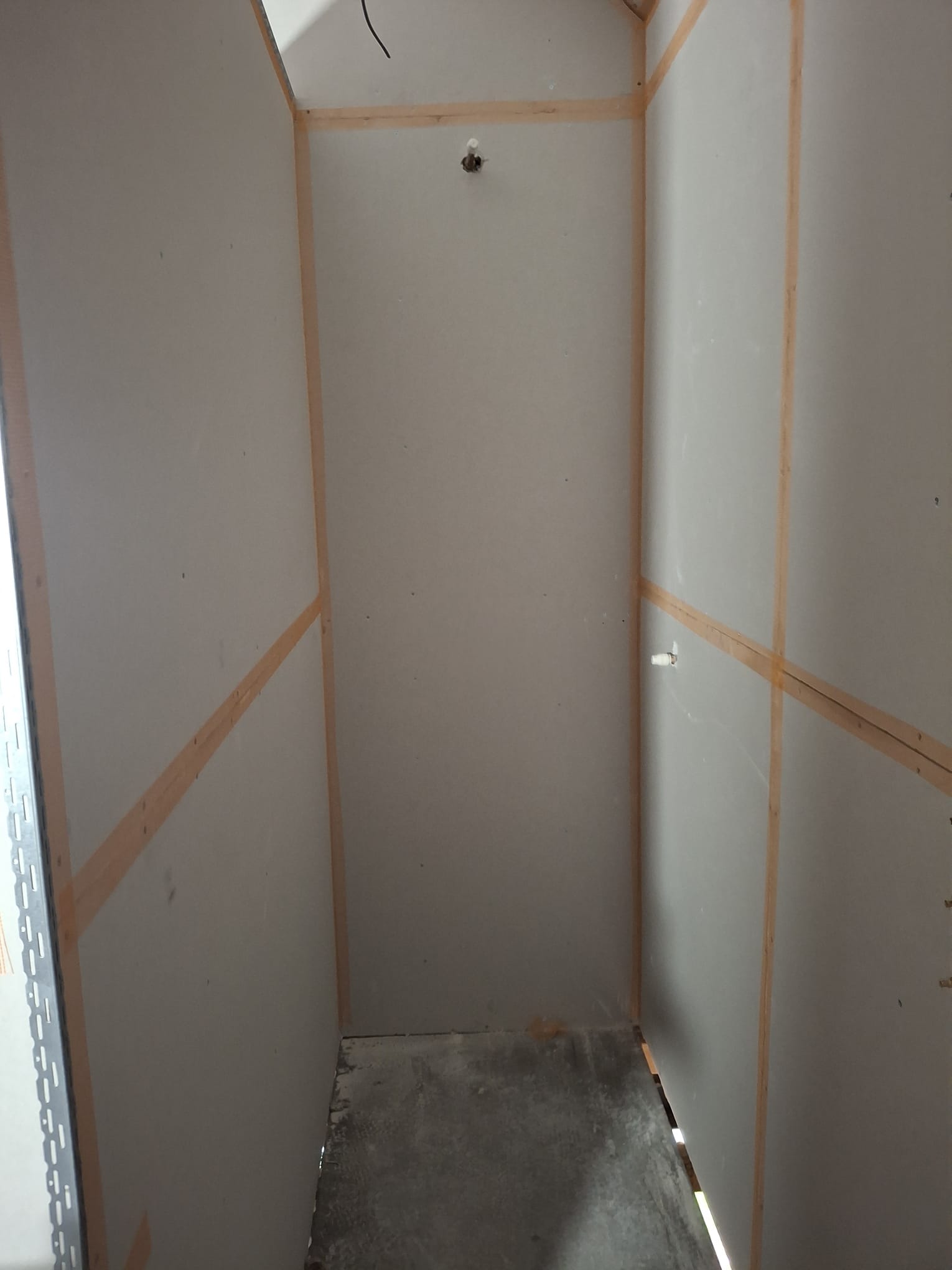 Plasterboard / Dot & Dab project photo 8